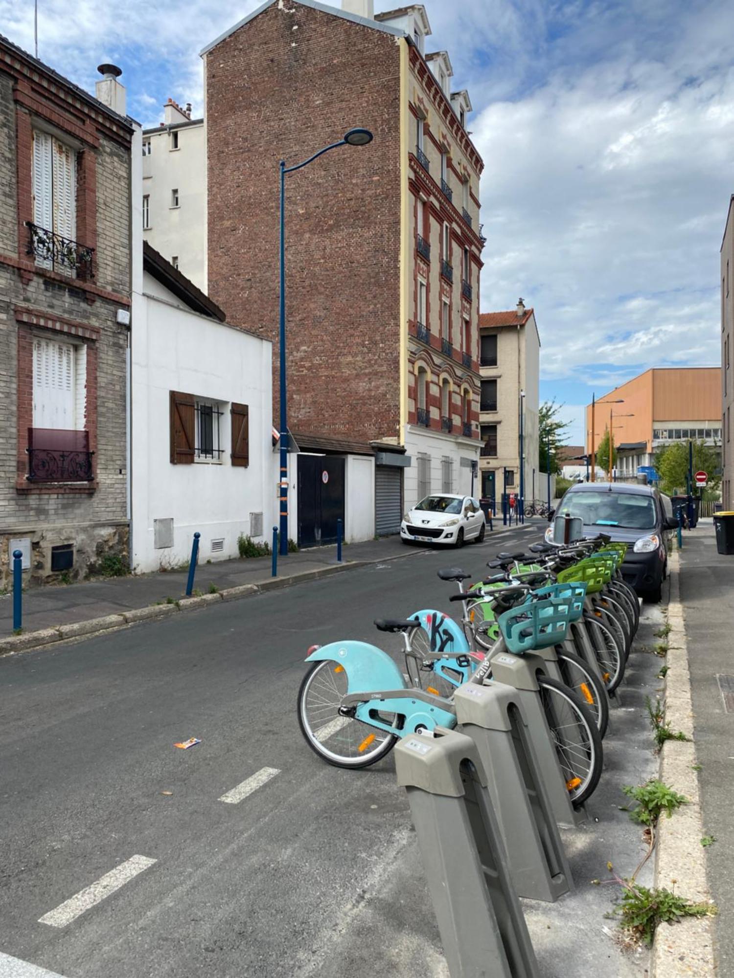 Apartament Paris-Eiffel, Bienvenue -Terrasse -Netflix Pantin Zewnętrze zdjęcie